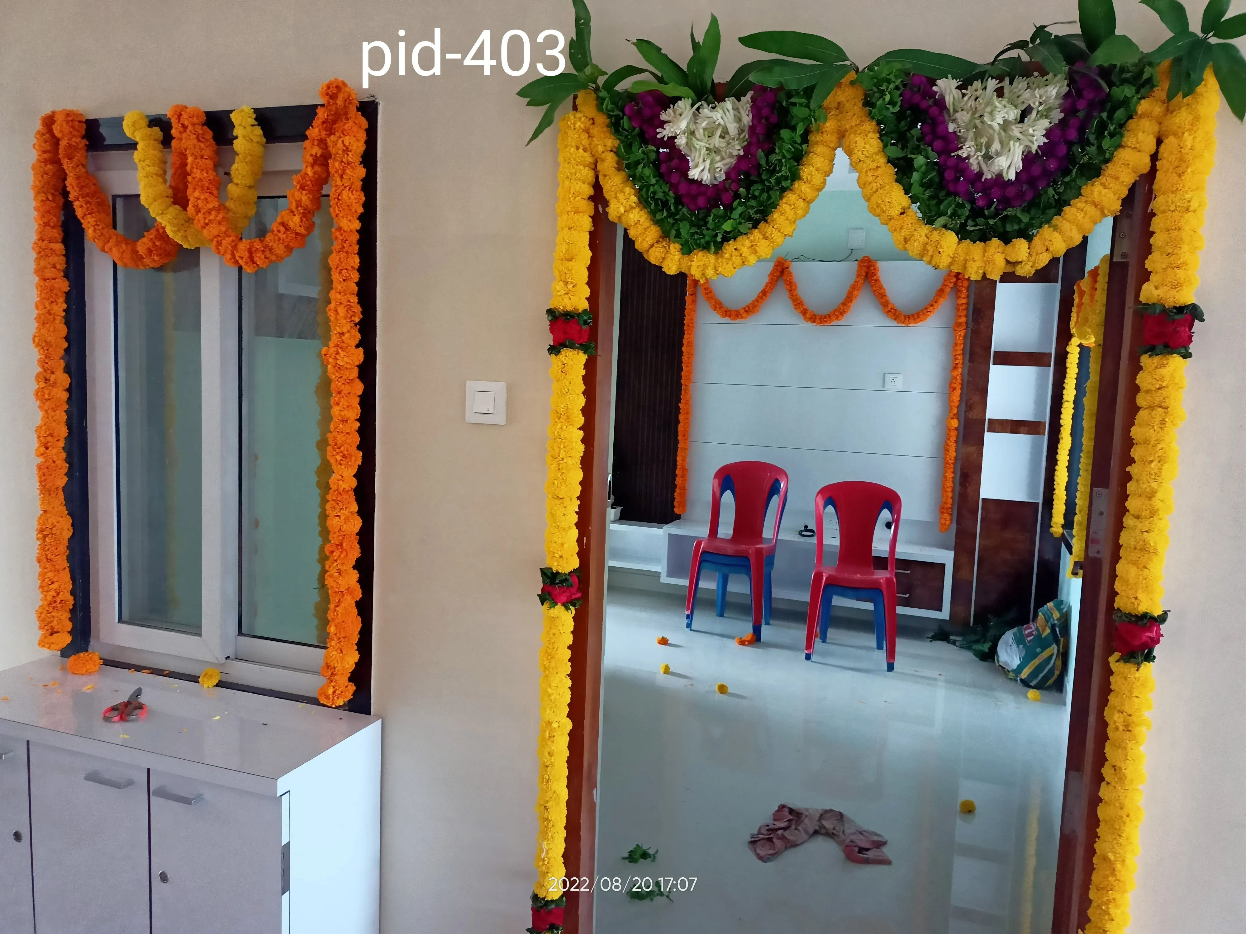 Home Entrance Flower Decoration